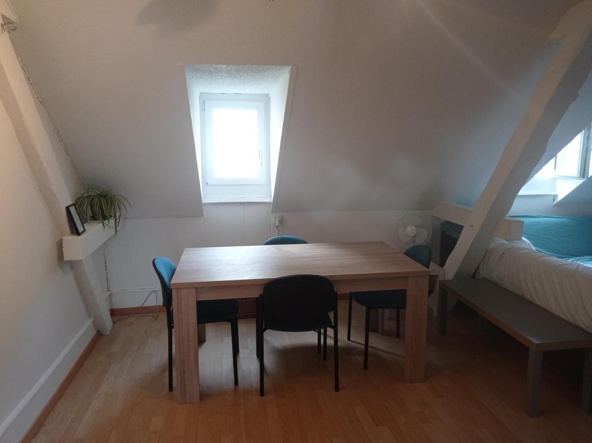 Privatunterkunft Gemuetliche Dachwohnung St. Gallen